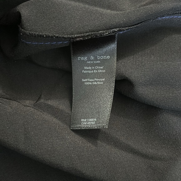 RAG & BONE Black Shields V-Neck Silk Blouse Size Medium - Picture 6 of 10